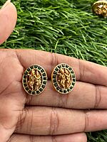 Round with oval rupee and multi Stud