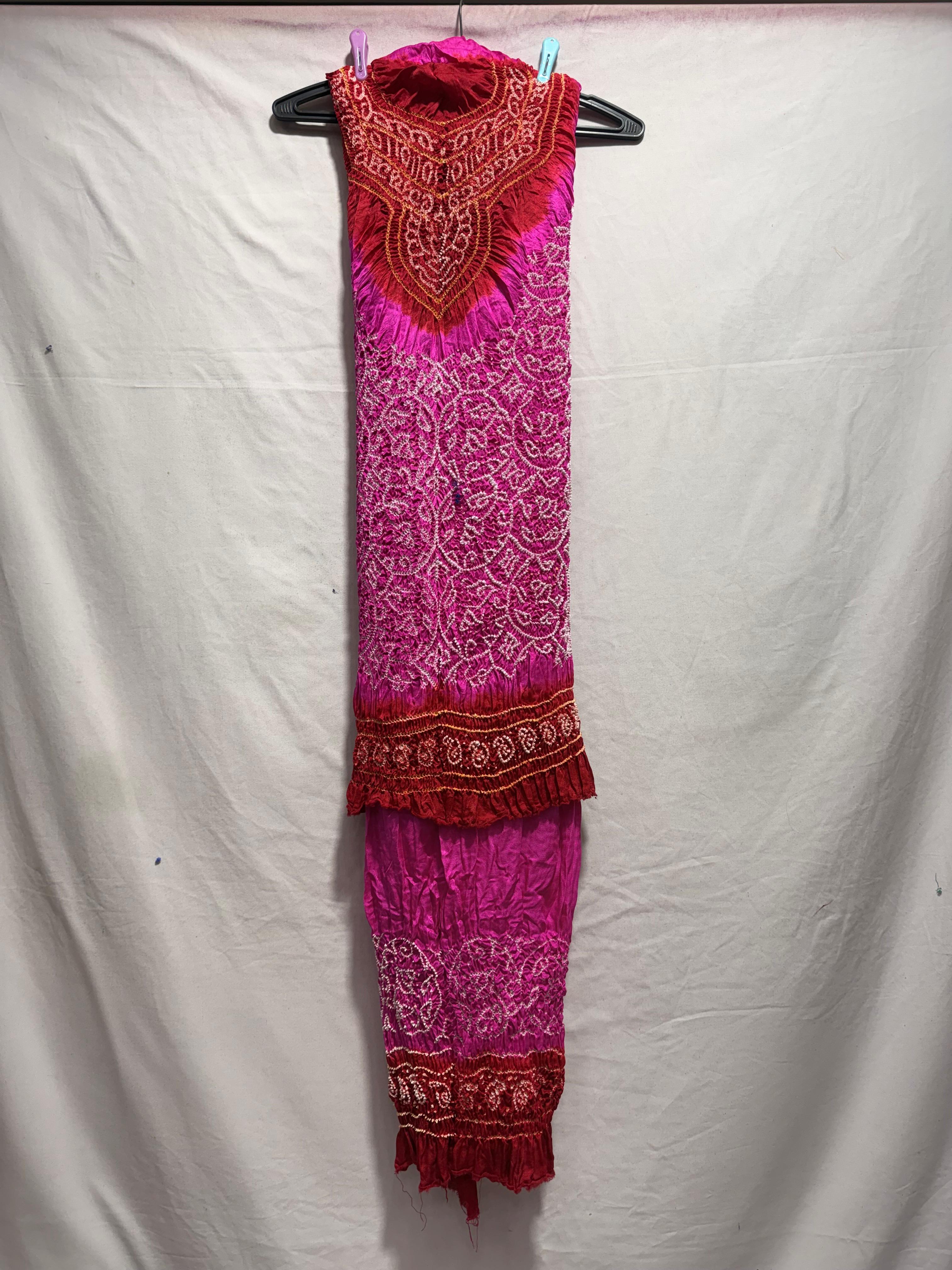 Kala Sanskruti Rani Pink & Red – Color Gaji Silk Bandhani Dress – 2.5 M Each Piece – Elegant Traditional Wear Gaji Silk Dress for Women