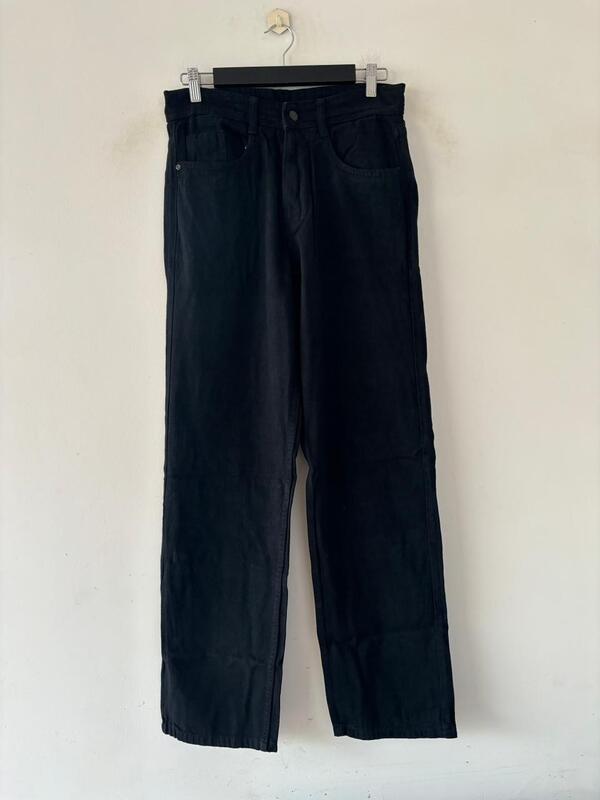 Black straight fit pant