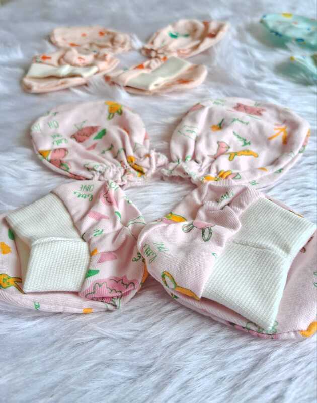 Cotton Mitten And booties combo -Pack of 4