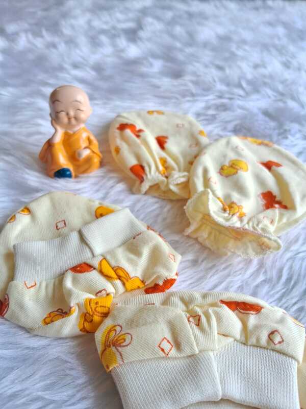 Cotton Mitten And booties combo -Pack of 4