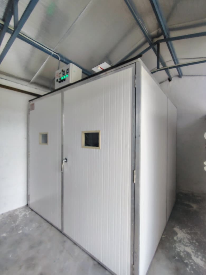 Automatic Commercial Egg Setter cum Hatcher Cap.-12,240 Eggs. (Model-SH-12) Automatic Commercial Egg Setter cum Hatcher Cap.-12,240 Eggs. (Model-SH-12)