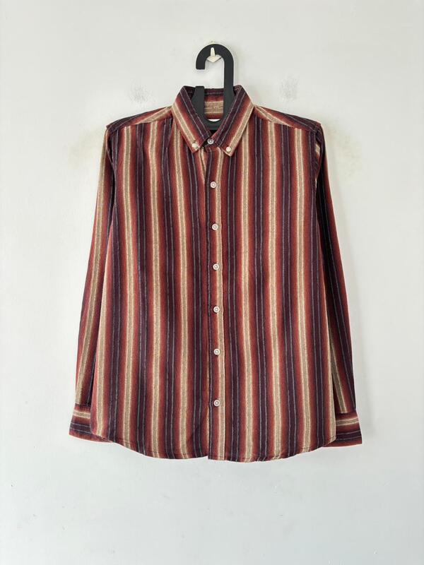 Rusty red textured shirt