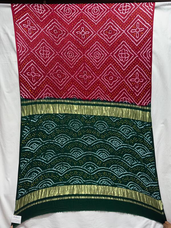 Kala Sanskruti Maroon & Green Color Pure Gaji Silk Bandhani Saree 6.5M with Blouse Piece Elegant Traditional Wear Saree for Women