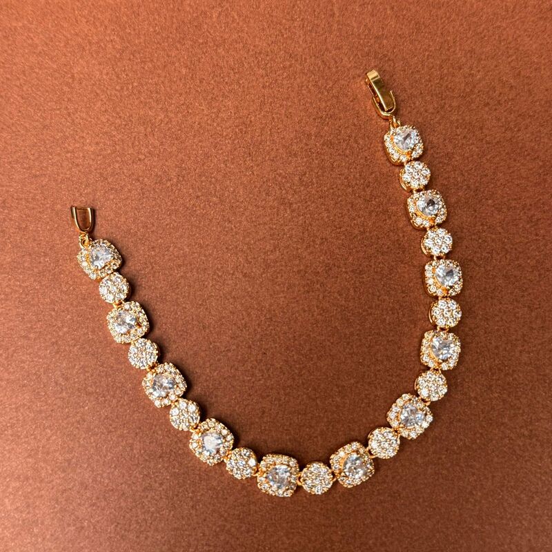 Kemp Peacock Bracelet