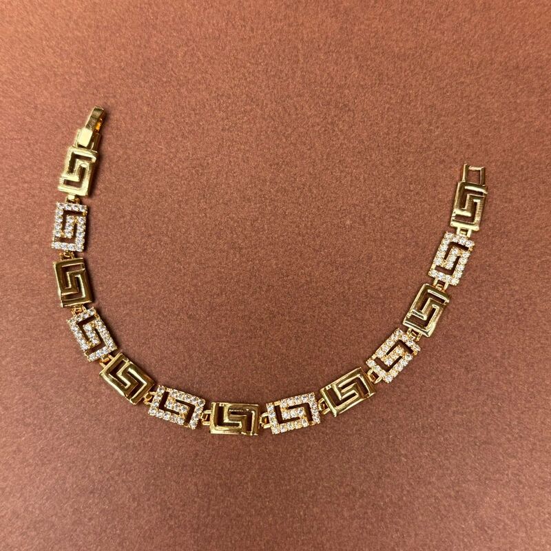 Rose Gold plated classy circle design bracelet