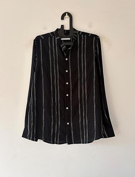 Jet black textured mandarin