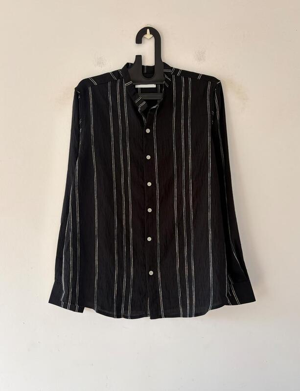 Jet black textured mandarin