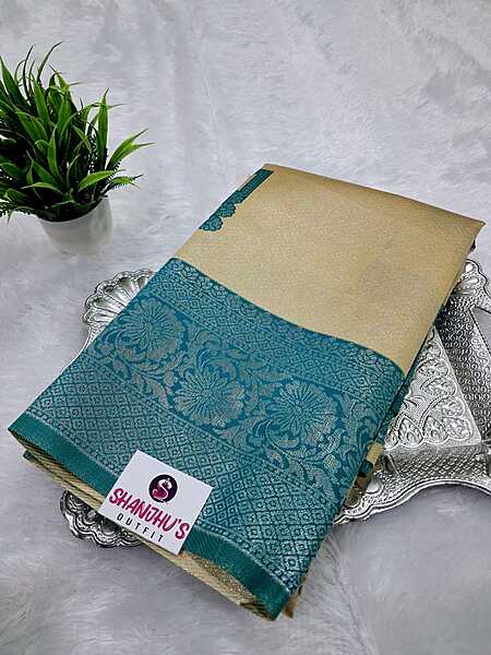 Kanchi Silver Silk Saree 11