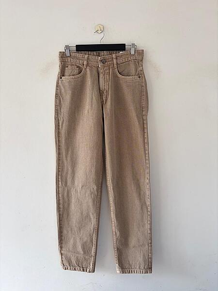 Dusty taupe Momfit jean