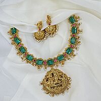 Unique stone fancy gold finished neckpiece