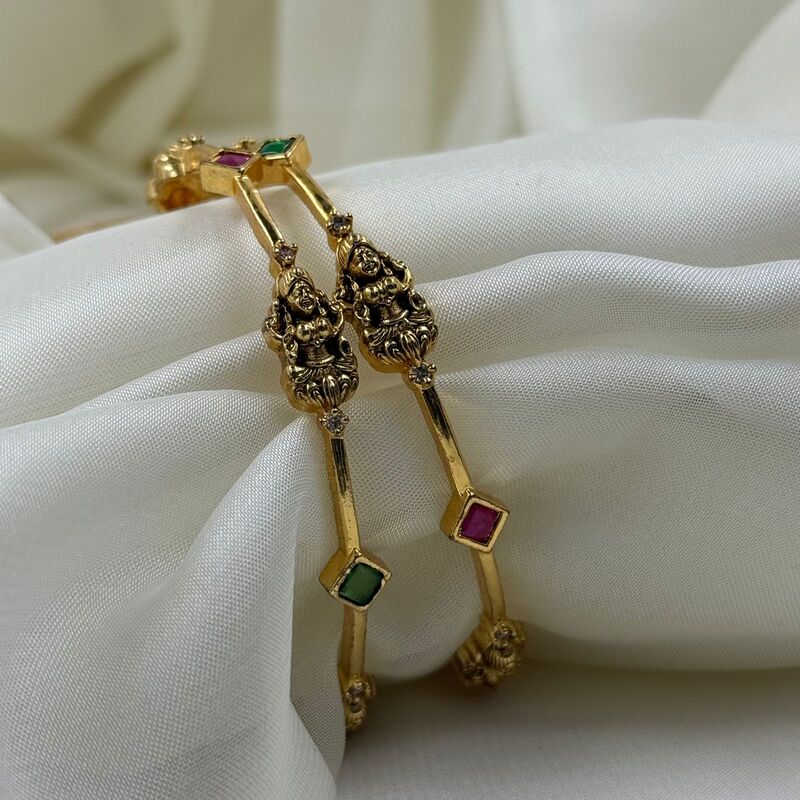 Antic  Lakshmi Bangle Multi