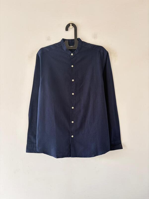 Navy linen mandarin