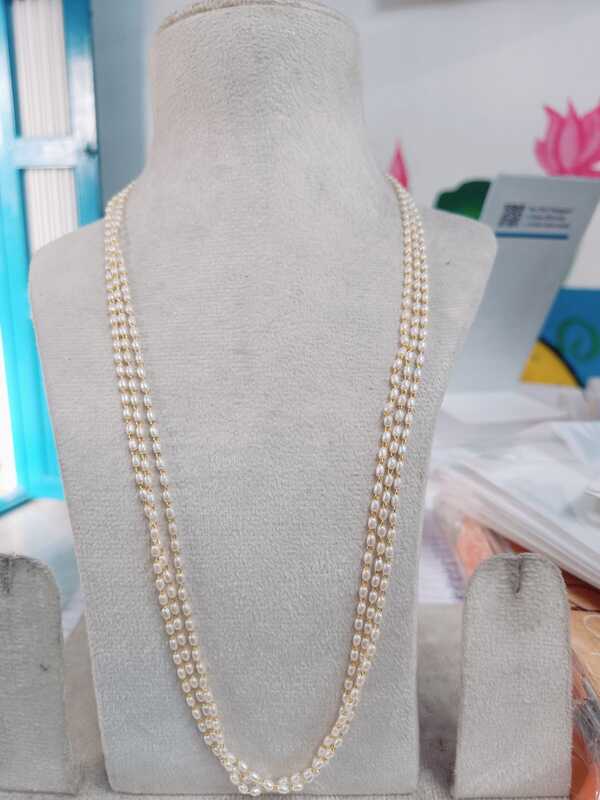 THREE LAYER PEARL CHAIN