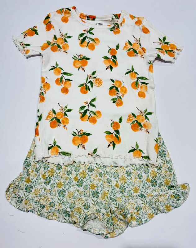 SHORTS & TOP NO8  12-18 M
