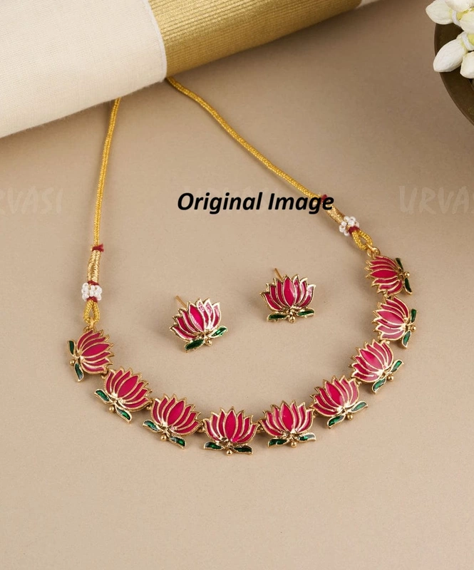 Elegant Pearl Choker Necklace Set with Earrings