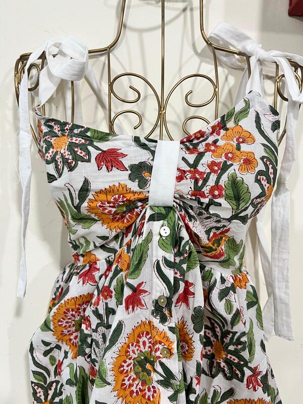 Yasmin's Tube Top - Scrunch & band + Button down - White & Flowers