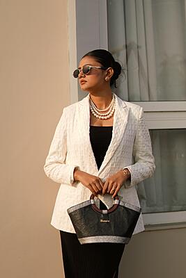 Beach Style Hand Bag with Wooden Handle