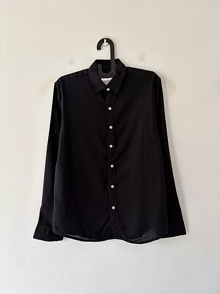 Onyx black linen shirt
