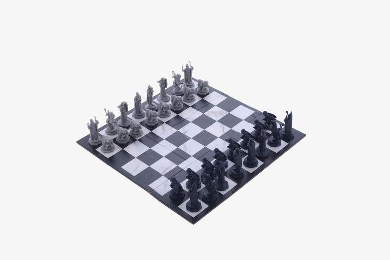 WIZARD CHESS SET
