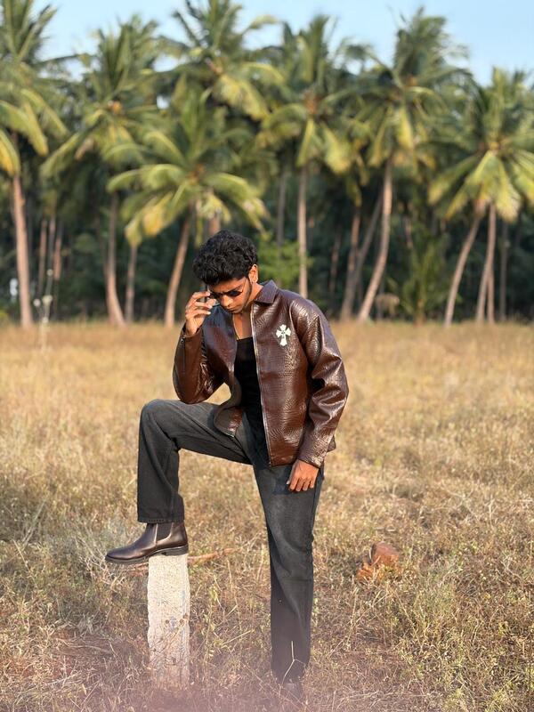 Cocoa noir croc jacket