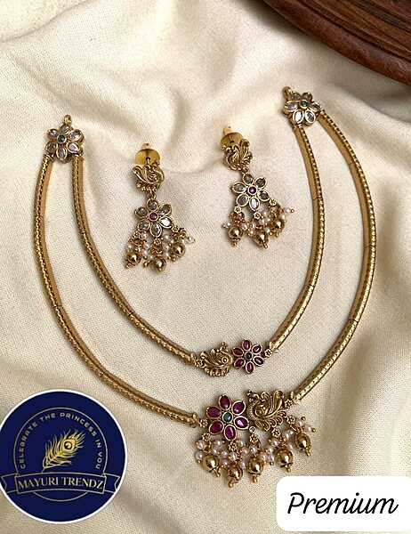 Double layer floral set