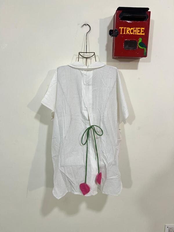 Ishq's Small Anti-fit with Back Open & Tie - White Woven