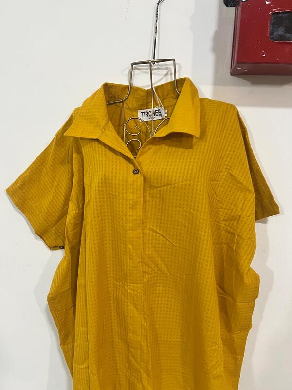 Ishq's Small Anti-fit with Back Open & Tie - Mustard Woven