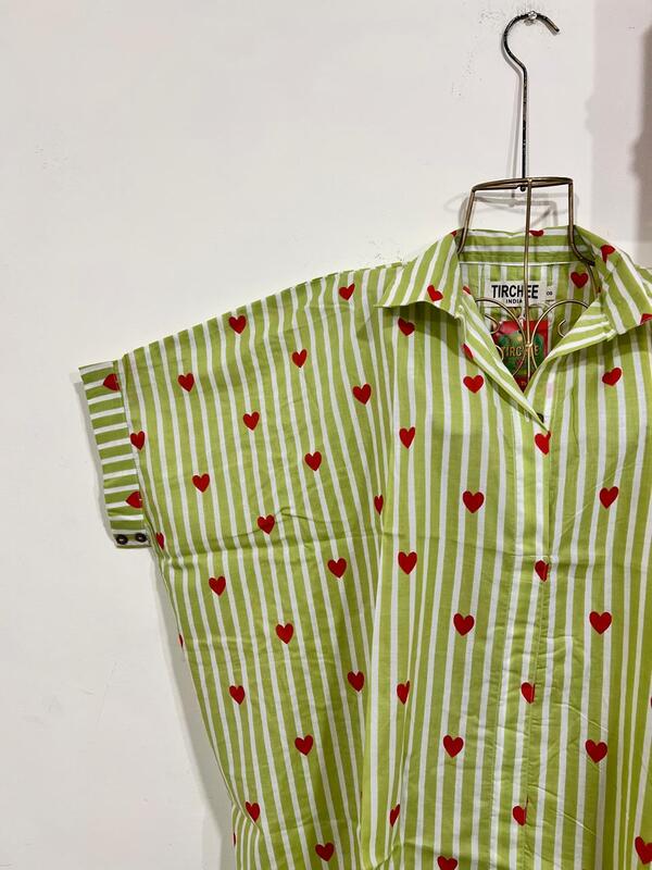 Ishq's Small Anti-fit with Back Open & Tie - White & Green Stripes with Hearts