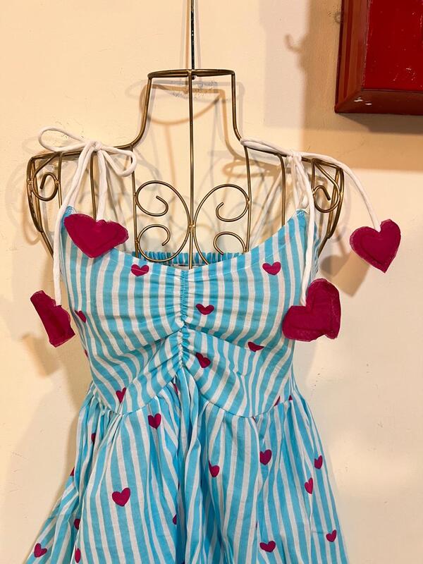 Fitoor's Gentle Scrunch Tube Top - White & blue Stripes with Hearts
