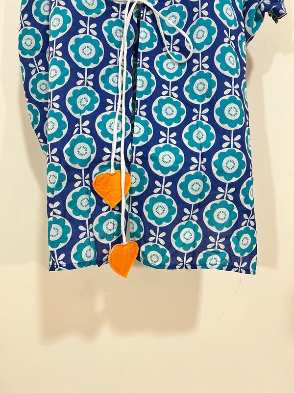 Ishq's Small Anti-fit with Back Open & Tie - White and Blue Flowers