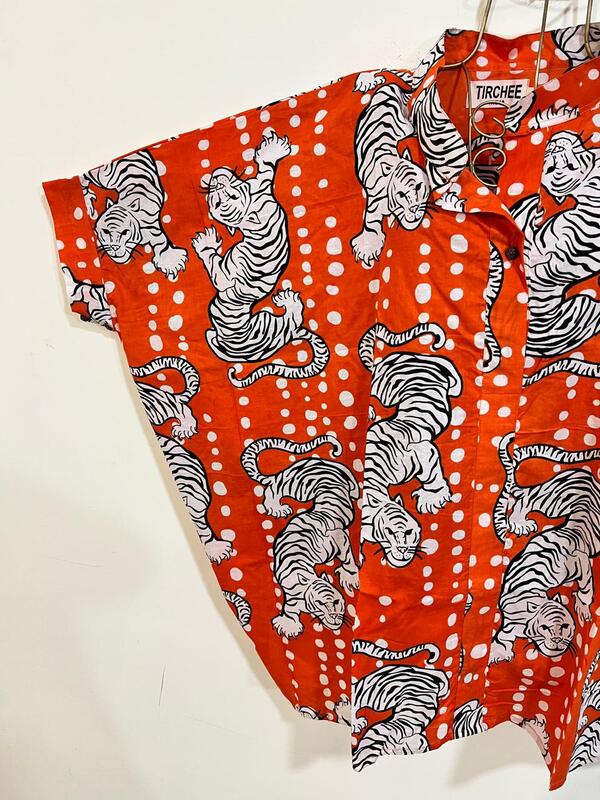 Junoon's Anti-Fit Shirt - Orange & Tigers