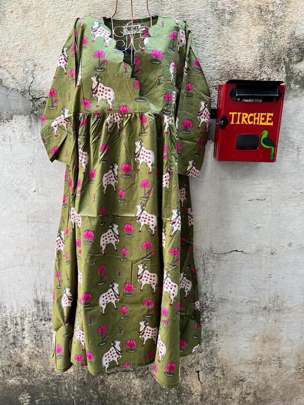 Sitara's Scallop Neck Flare Dress - Sap Green & Pichwai