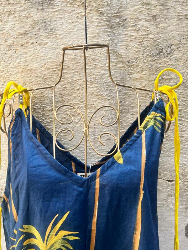 Anika's Free-Size Strappy Dress - Blue & Palms