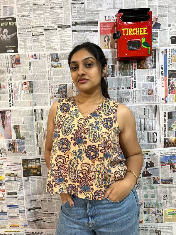 Firdaus's Sleeve Less One Button Wrap Top - Cream Paisley