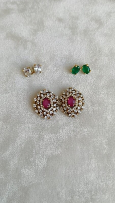 beautiful set of stone stud earrings