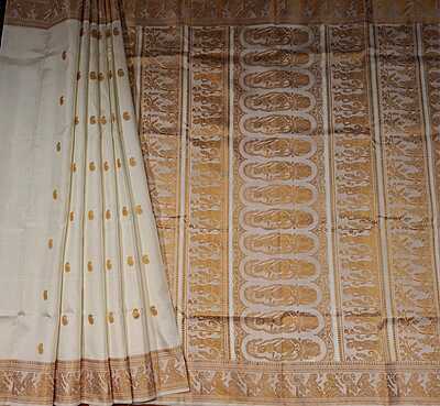 Off white body color with gold colour thread motif pure Mulberry silk Baluchari saree