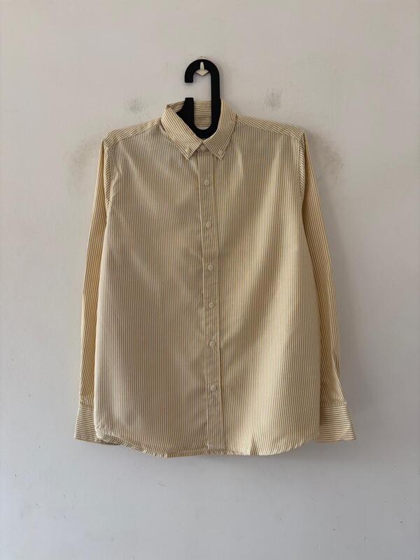 Pale yellow oldmoney stripes shirt
