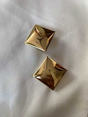 Golden Pyramid Stud Earrings Golden Pyramid Stud Earrings