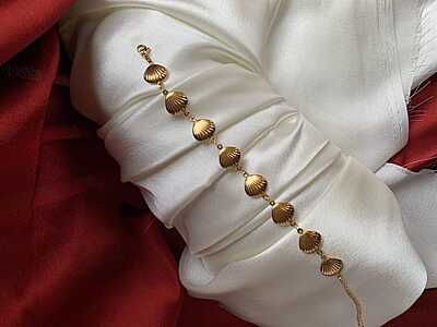 Golden Scallop Shell Link Bracelet Golden Scallop Shell Link Bracelet