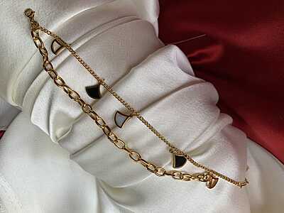 Elegant Dual-Chain Fan Charm Bracelet