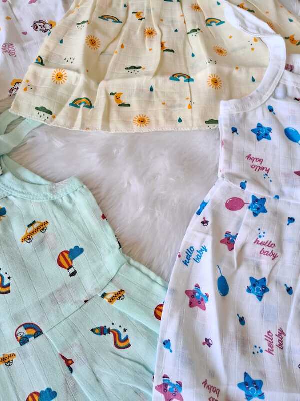 Muslin knot frocks combo