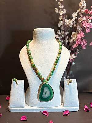 atural Green Agate Geode Slice & Unakite Bead Necklace & Earring Set