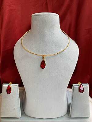 Teardrop Pendant & Earring Set Teardrop Pendant & Earring Set