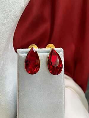 Teardrop Pendant & Earring Set Teardrop Pendant & Earring Set