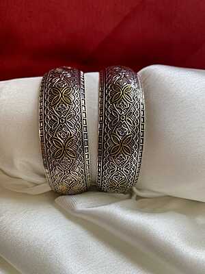 Antique Dual-Tone Floral Embossed Statement Bangles