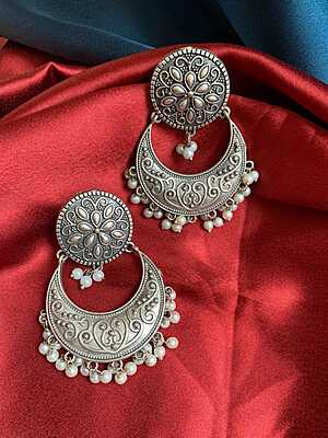 Elegant Oxidized Silver Chandbali Earrings with Pearl Accents Elegant Oxidized Silver Chandbali Earrings with Pearl Accents