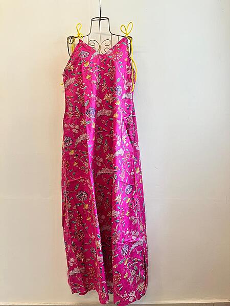 Anika's Free-Size Strappy Dress - Pink & Flowers