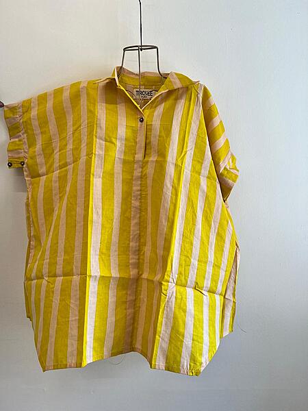 Ishq's Small Anti-fit with Back Open & Tie - Yellow & Cream Stripes