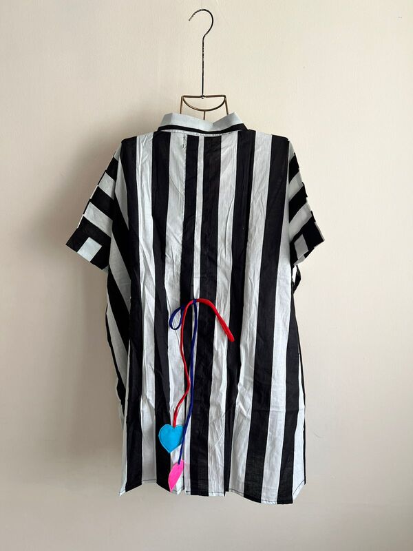 Ishq's Small Anti-fit with Back Open & Tie - Black & White Big Stripes